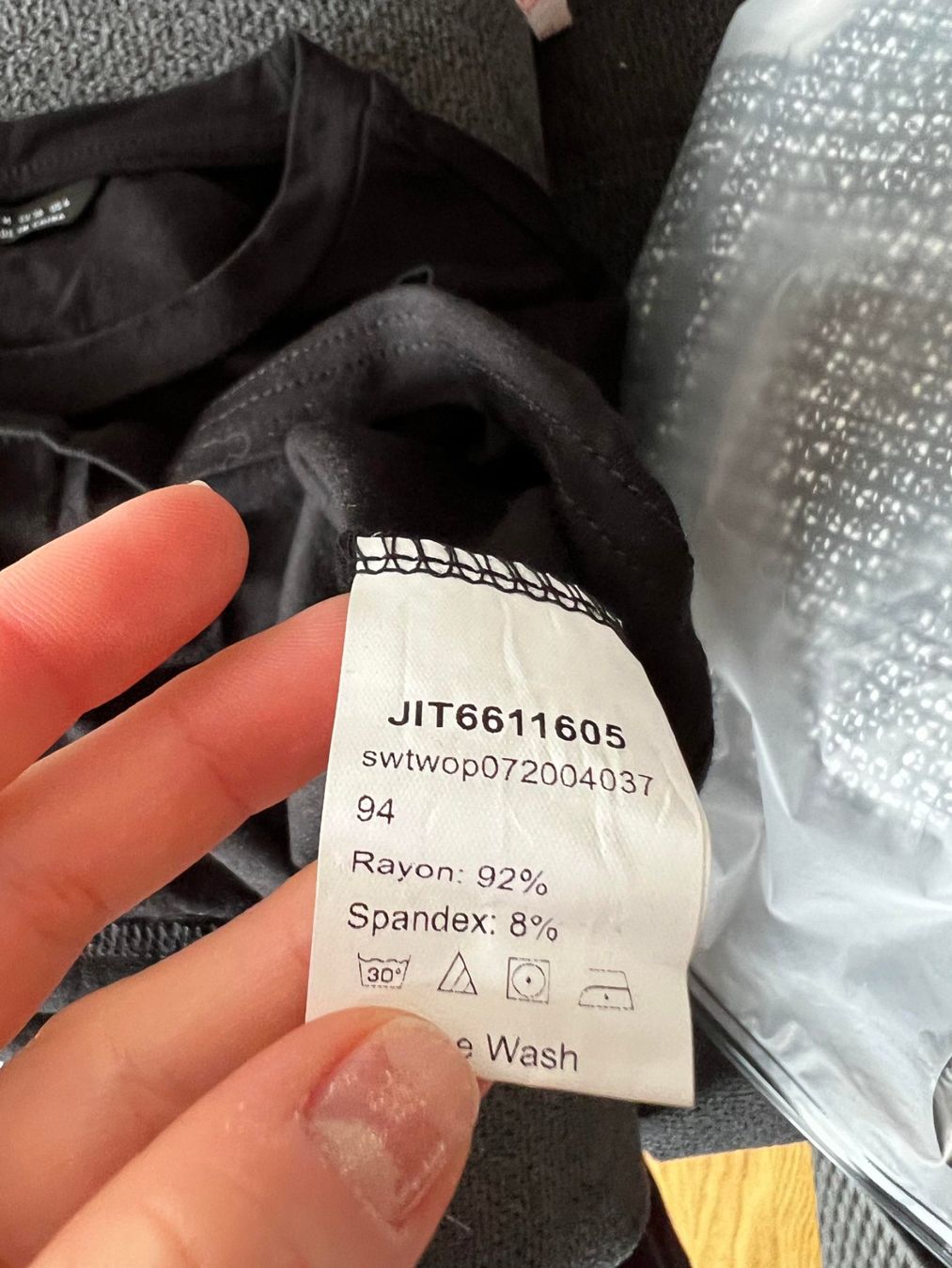 Completi & Tailleur: Neuer Anzug S – Nuovo e nell'imballaggio originale da Riehen venduto da edu_92w7 6