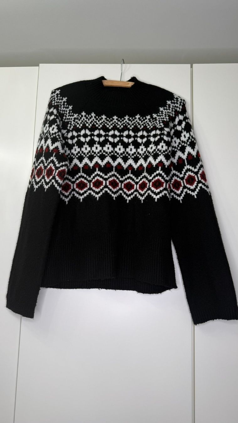 H&M Pullover & Sweatshirts: H&M Pullover schwarz – Neu (gemäss Beschreibung) aus Zürich von ffeti 1