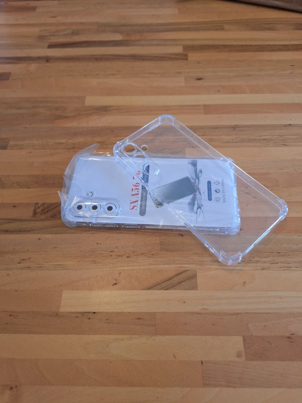 Samsung Cover & Protezioni schermo: Samsung Galaxy A56 5G Silikonhülle transparent – Nuovo e nell'imballaggio originale da Luven venduto da WT_GmbH