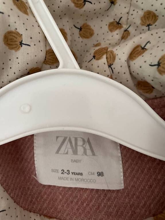 Giacche & Cappotti: Manteau fille zara – Usato da La Chaux-de-Fonds venduto da tuoro25 1