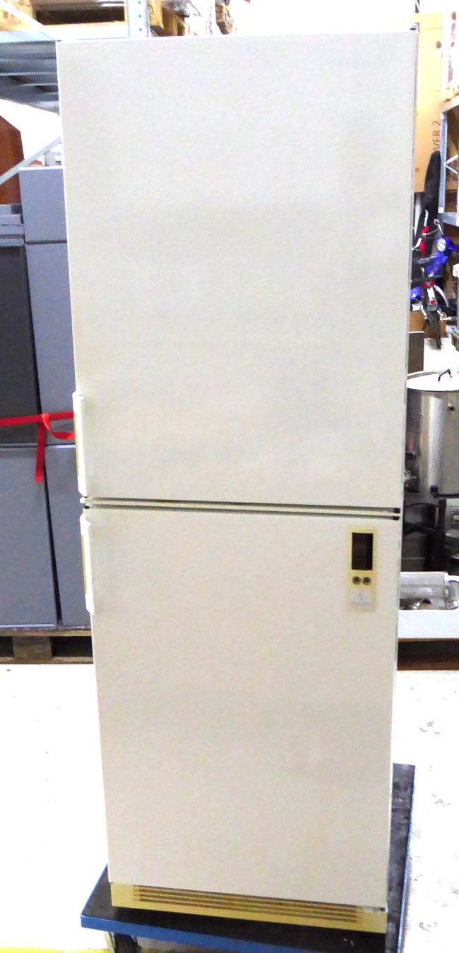 Electrolux Frigoriferi: ELECTROLUX Kühlschrank mit Gefrierschrank – Usato da Volketswil venduto da brockipfannenstil
