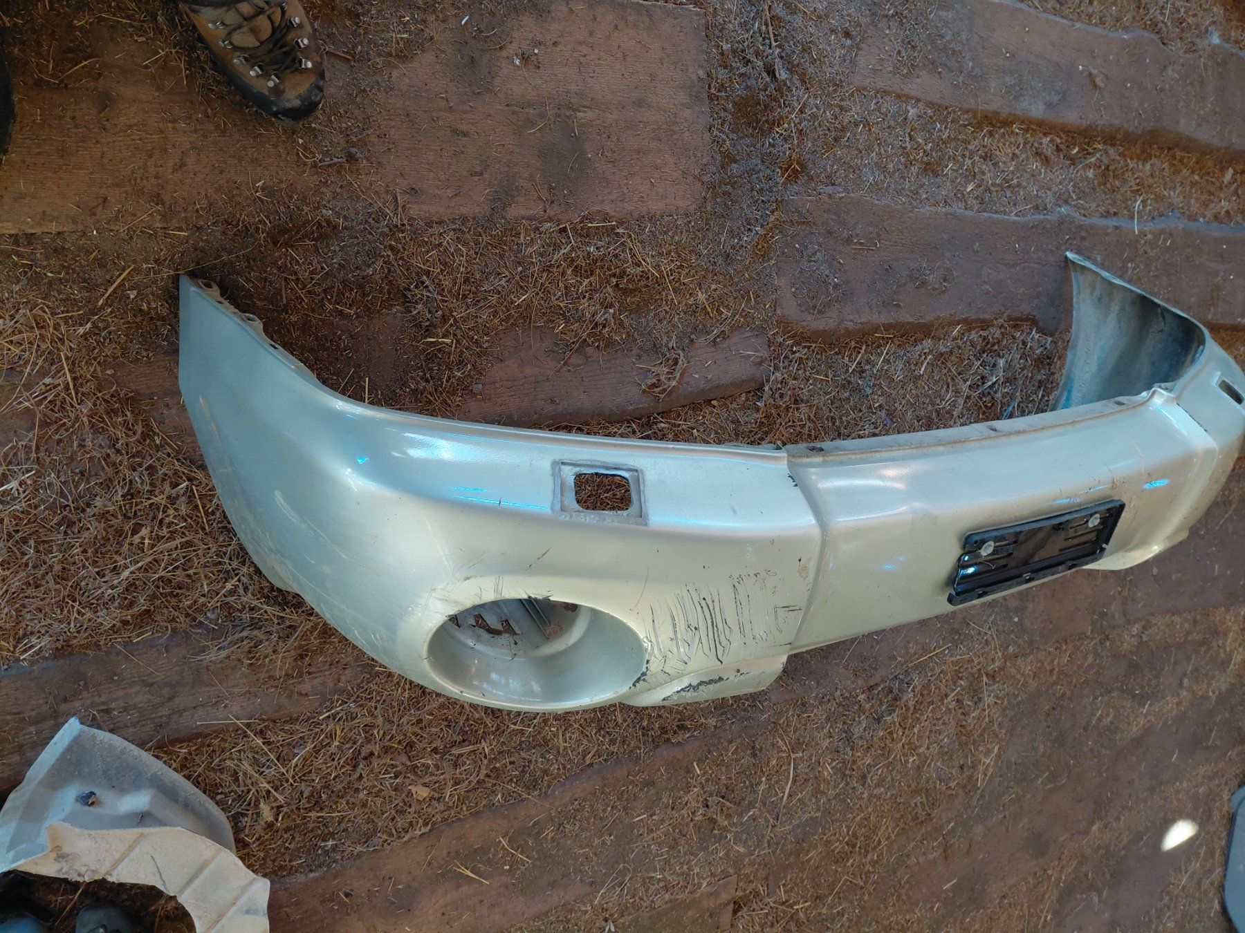 Tutti pezzi di ricambio auto: Frontstosstange subaru forester sg – Usato da Engi venduto da mar_2rtw 2