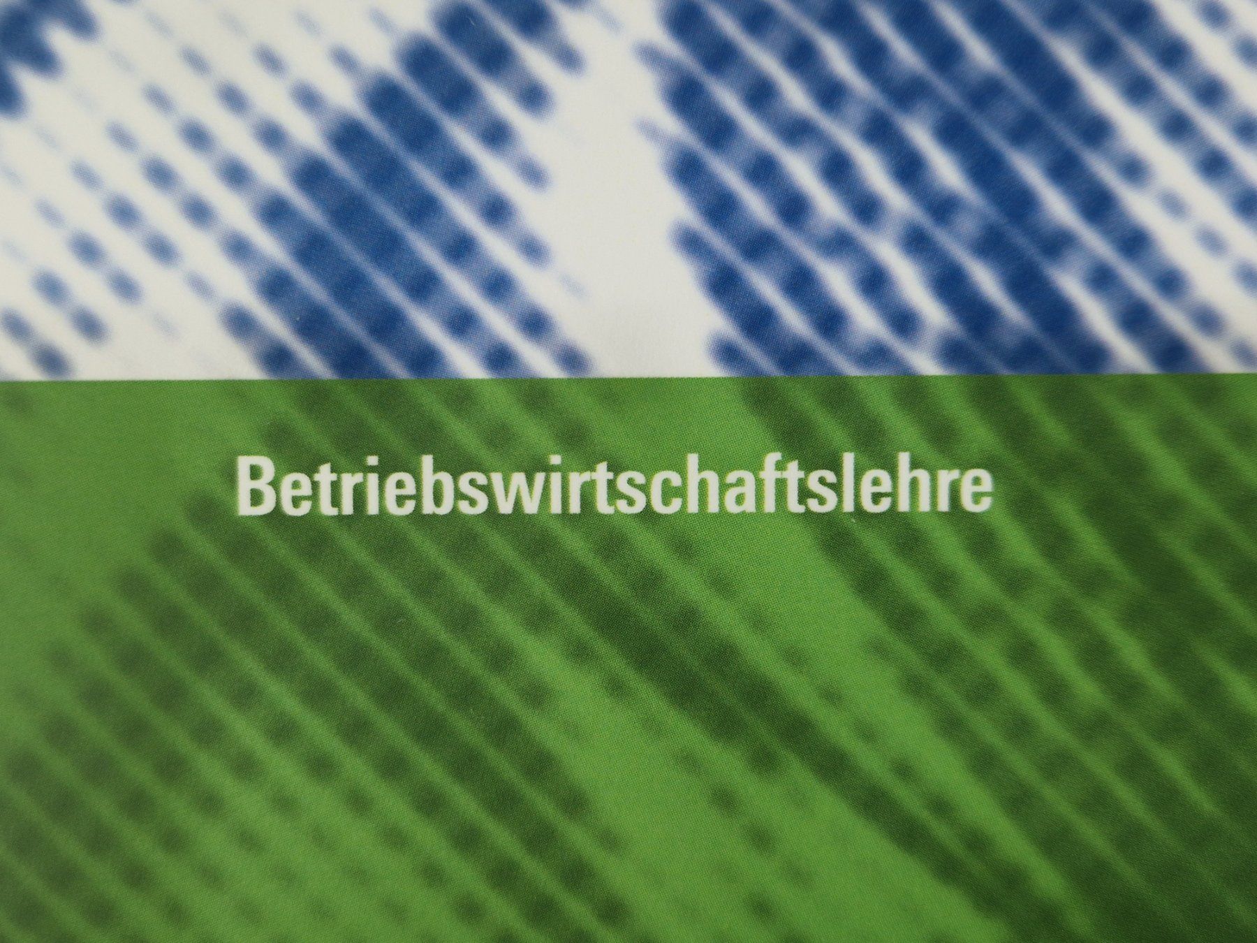 Libri: Kursprogramm "Marketingassistenz" – Usato da Muhen venduto da Restwert_Muhen 4