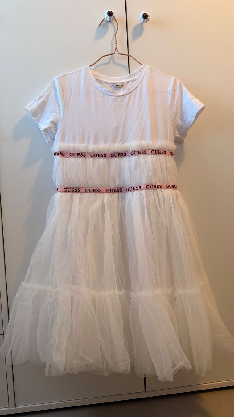 Guess Kleider & Röcke: Vestito Guess ragazza – Gebraucht aus Oberbuchsiten von xhe_l69l