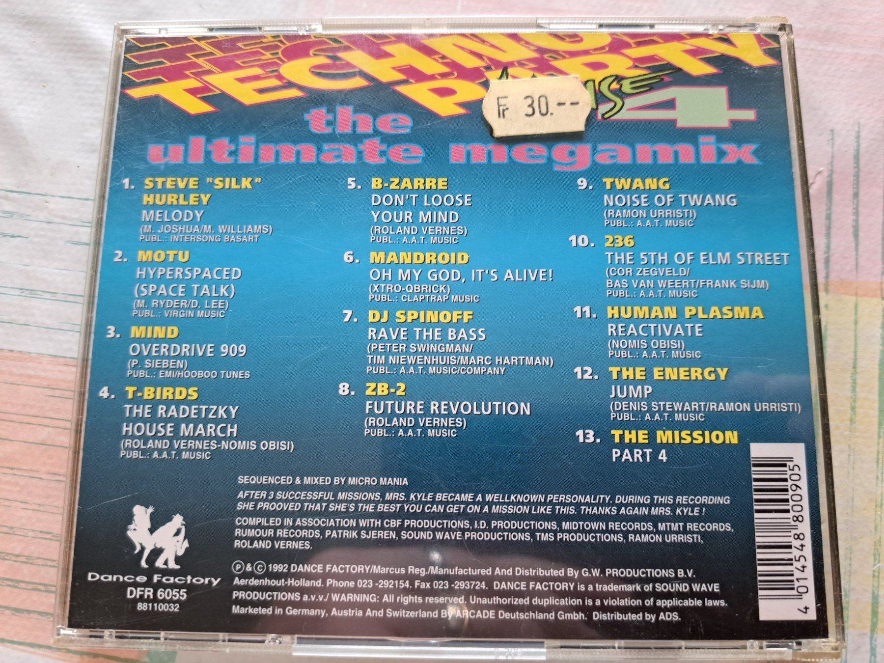 CDs: Cd Techno Party House 4 - The Ultimate megamix  – Gebraucht aus Pully von bro_n52j 1