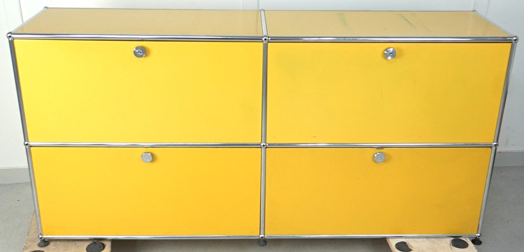 USM Büffets: USM Haller Sideboard – Gebraucht aus Volketswil von brockipfannenstil