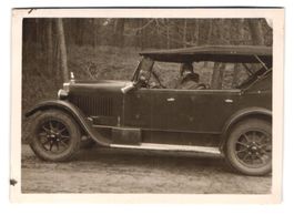 6 Fotografien Auto, Frau am Steuer, jung