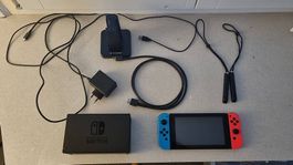 Nintendo Switch + BIGBEN Aufladestation