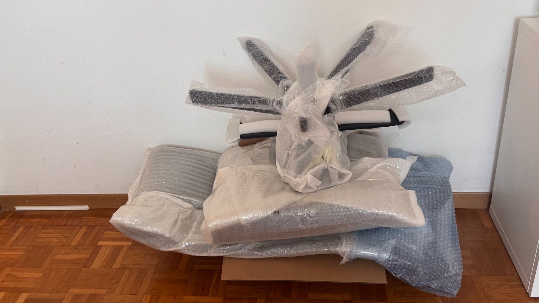 Ikea Sedie: Ikea Markus Bürostuhl, Top Zustand – Nuovo (secondo la descrizione) da Bassersdorf venduto da zizouuu 6