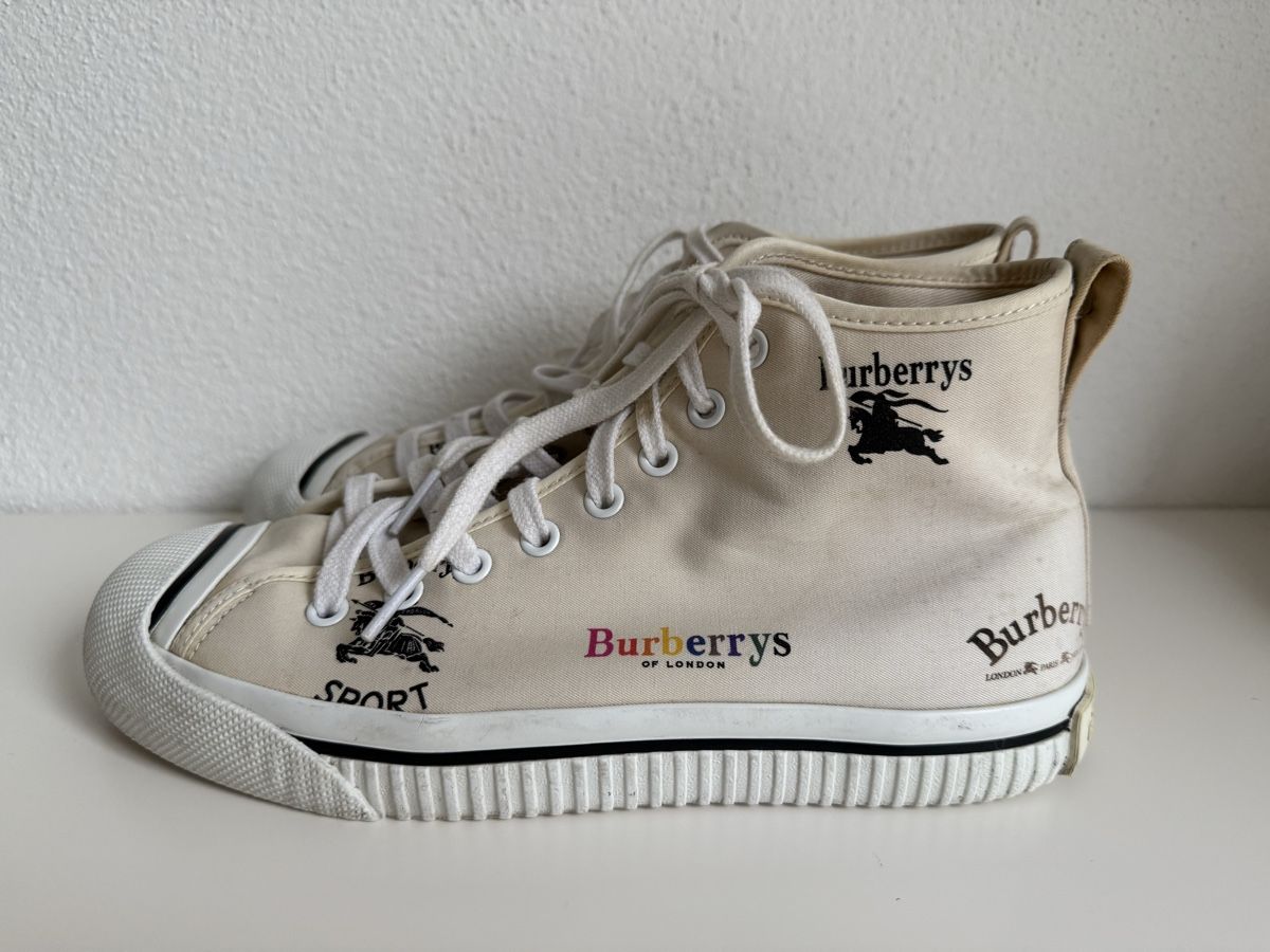 Burberry Scarpe da uomo: Burberry Sneakers Turnschuhe – Usato da Winterthur venduto da 11.11 1