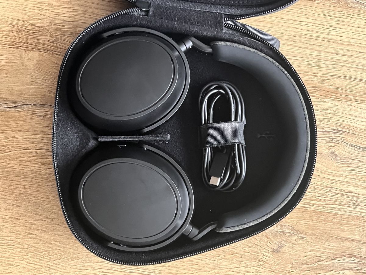 Sennheiser Cuffie: Sennheiser Momentum 4 – Nuovo (secondo la descrizione) da Uzwil venduto da
