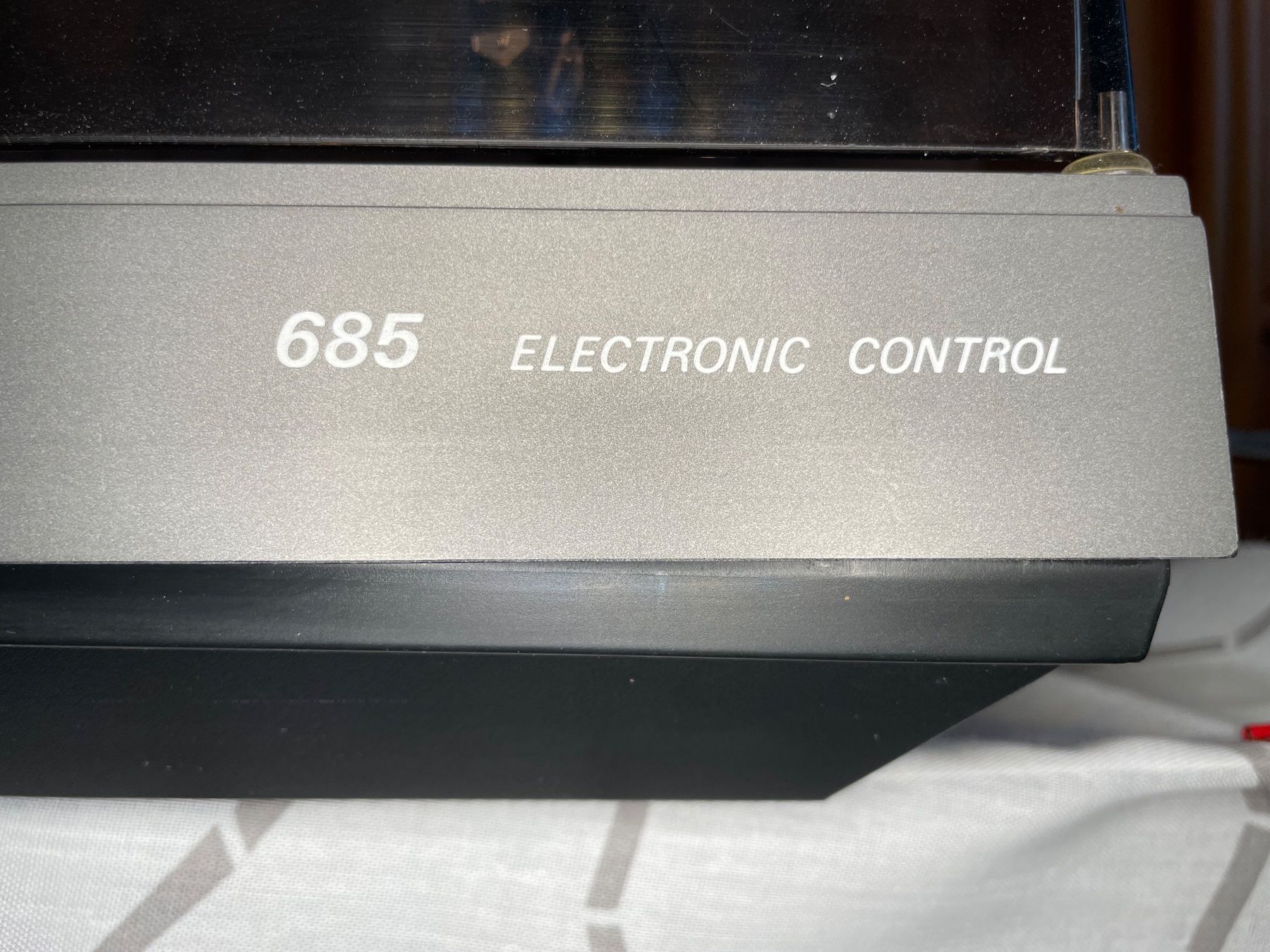 Philips Tourne-disques: Plattenspieler Philips AF 685 electronic control – D'occasion à Rafz par stg101 6