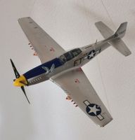 Warbird- Fertigmodell/ Modell - Mustang P- 51D, Scale 1/24