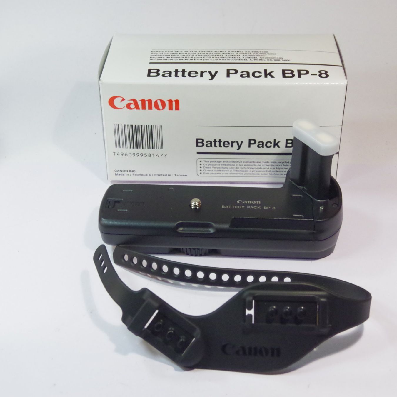 Canon Fotocamera: Canon Akkugriff BP-8 neuwertig – Nuovo (secondo la descrizione) da Erlinsbach venduto da foto_5018
