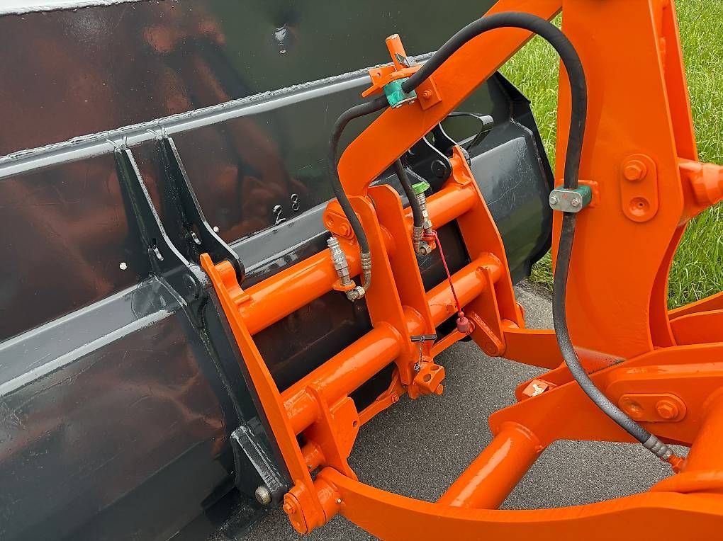 Caricatori: Schaeff SKL 831A Pneulader – Usato da Rothenthurm venduto da FHS6418 6