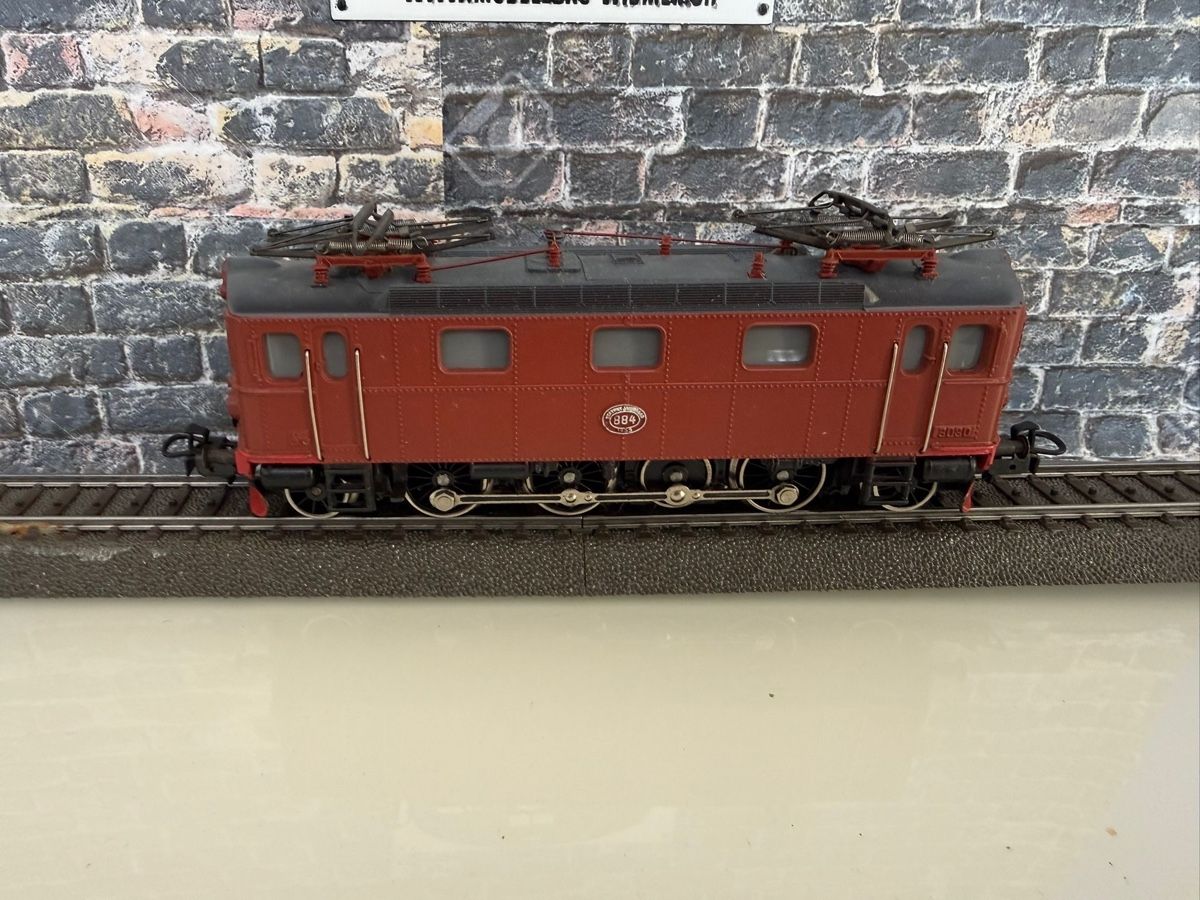 Märklin Modellini di ferrovie: Märklin HO Analog  – Usato da Altdorf UR venduto da modellbau-widmer 1