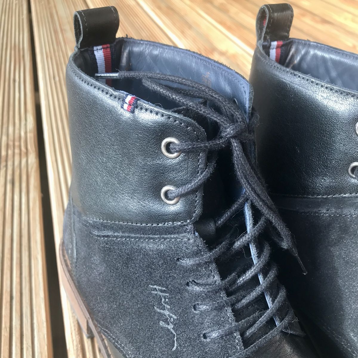 Tommy Hilfiger Scarpe da uomo: Tommy Hilfiger Leder-Schnürboots – Nuovo (secondo la descrizione) da Lütisburg venduto da mahee 2