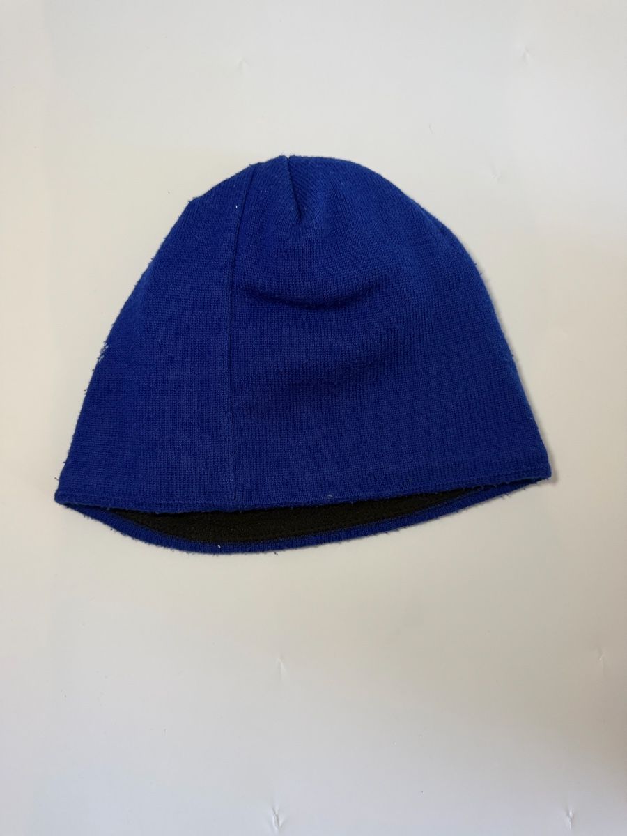 Arcteryx Copricapi, berretti & cappellini: Original Arc’teryx Beanie Mütze  – Usato da Vionnaz venduto da b_f_d_r_g 1