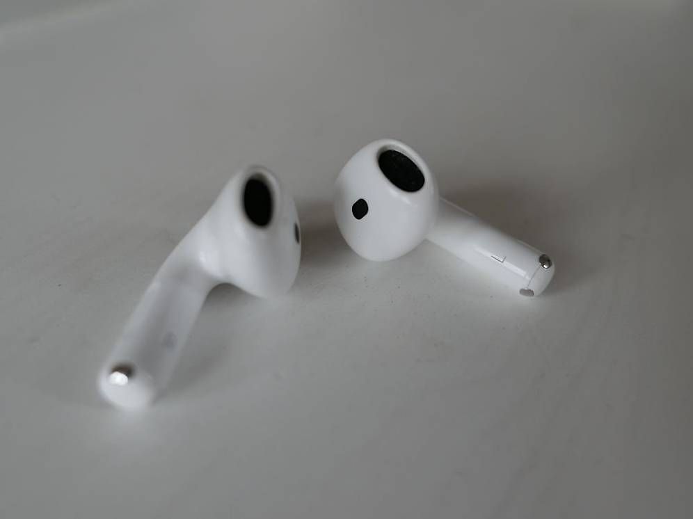Apple Cuffie: Apple Airpods 4 Bluetooth Kopfhörer – Usato da Wetzikon ZH venduto da mst05 3