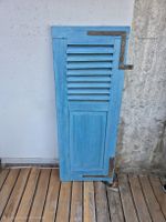 Fensterladen aus Holz zur Deco