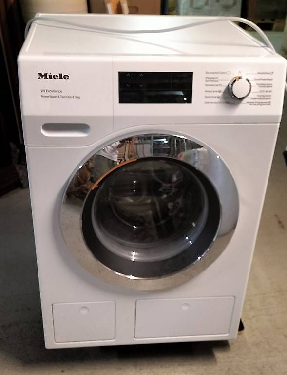Waschmaschinen: Waschmaschine Miele WEI 800-75 CH – Gebraucht aus Steinach von Tsgweh