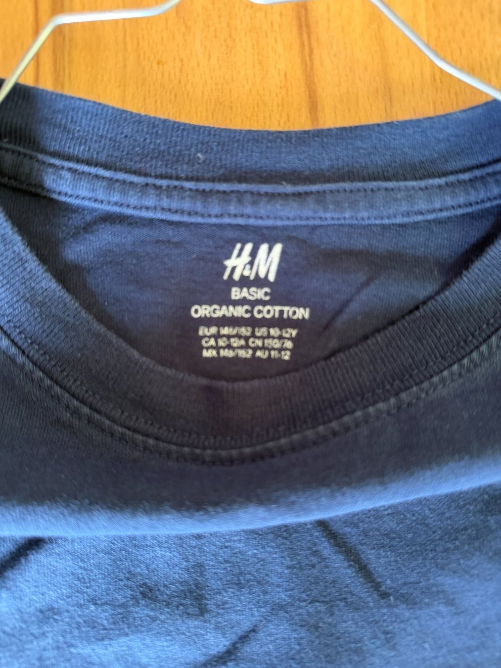 H&M Camicie, T-shirt & Polo: H&M Basic Langarmshirt Dunkelblau Bio-Baumwolle Gr. 146/152 – Usato da Basel venduto da raresbares 2