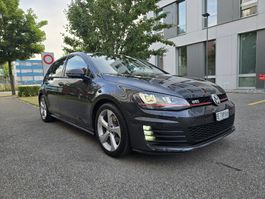 VW Golf 7 GTI  2.0 5-trg dunkelgrau 220 PS Ab Mfk 07.2024