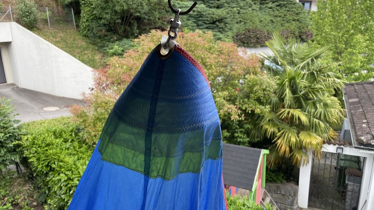 Altro: TOP: Spinaker-Segel blau gelb ca. 7m x 3m – Usato da Kriens venduto da Mikyy 3
