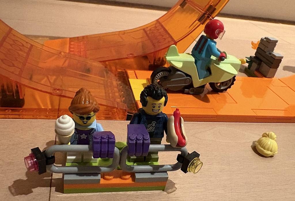 Lego Spielzeuge: Lego 60338 LEGO City Schimpansen Stuntlooping – Gebraucht aus Domat/Ems von lavendel22 1