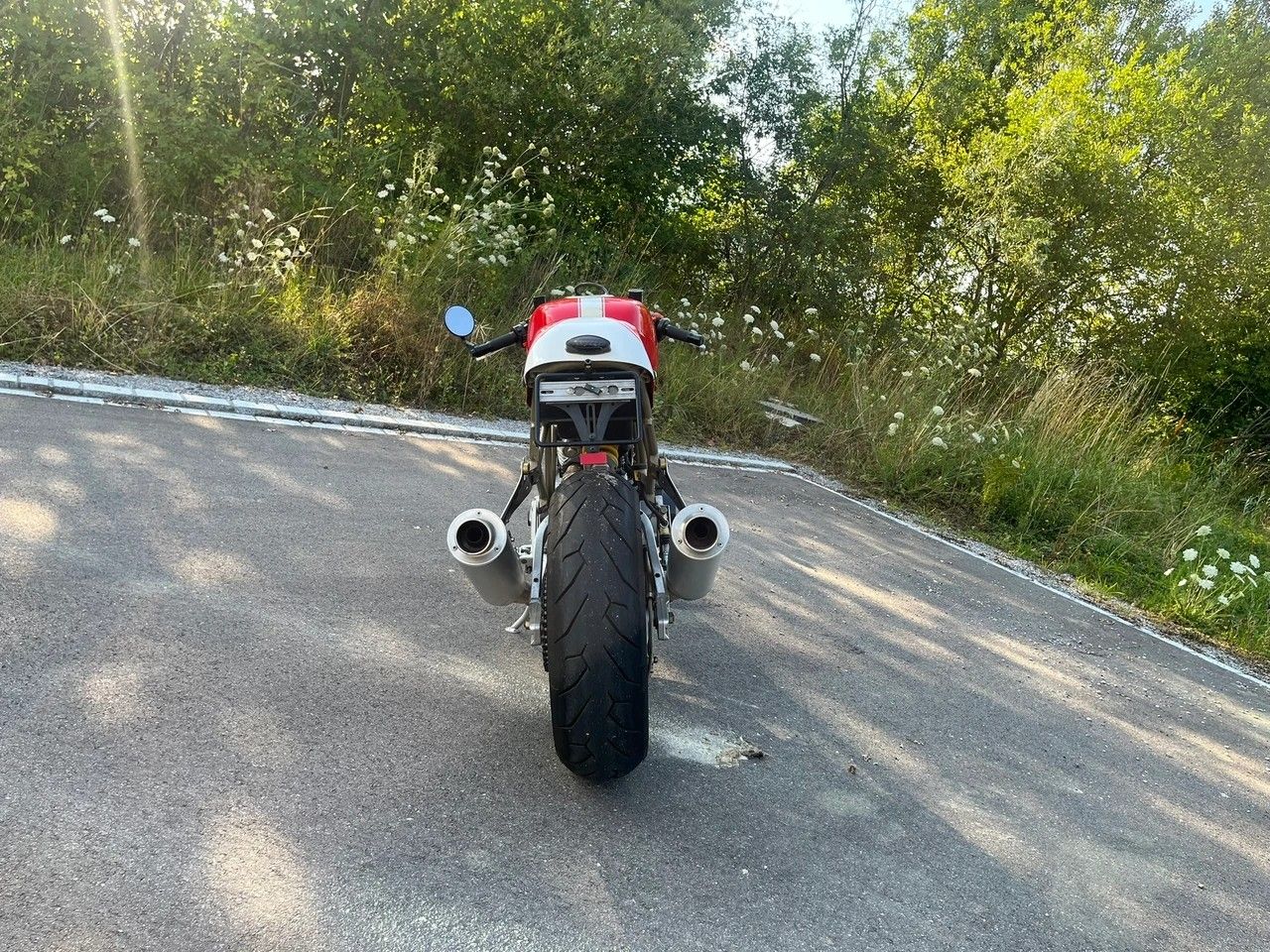Ducati Strada: Caferacer Umbau Ducati 900 SS – Usato da Mägenwil venduto da BackInWhite 2