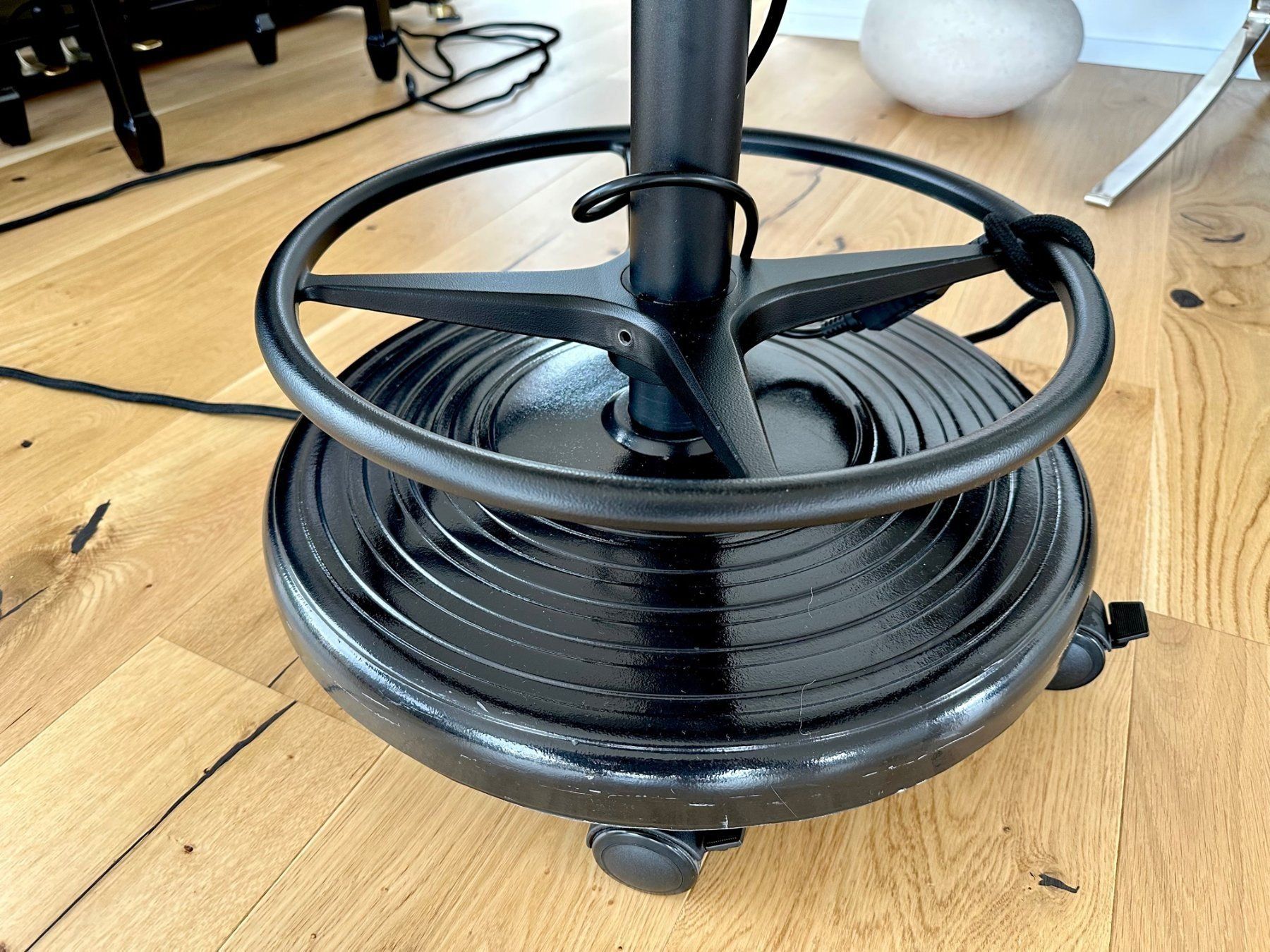 Schreibtische: Mobiles Stehpult "Rolls" von OfficePlus – Gebraucht aus Umiken von OliverAFrey 3