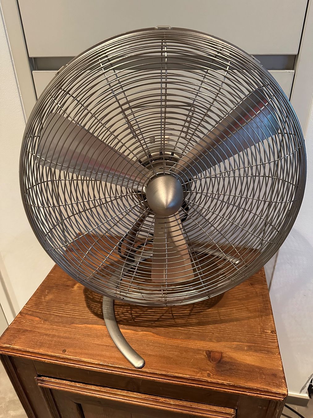 Stadler Form Ventilateurs: TisCh/ BoDen VeNtiLaTor – D'occasion à Winkel par zeho 1