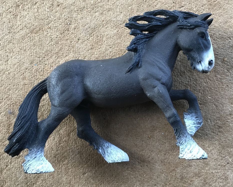 Schleich Statuette: SCHLEICH PFERD – Usato da Ostermundigen venduto da wini63