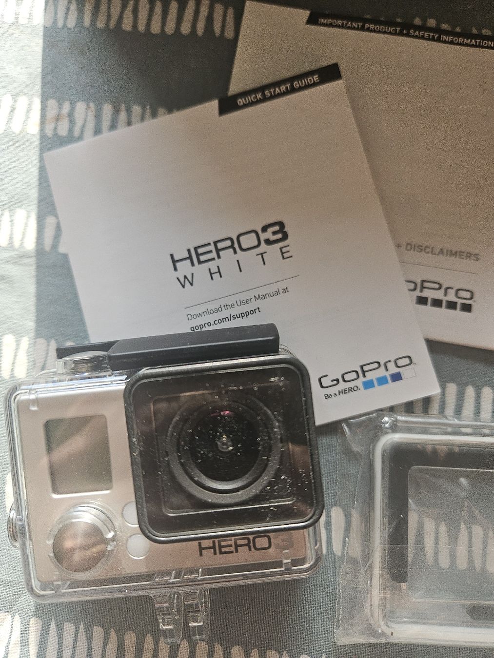 Gopro Action Cam: GO PRO HERO 3 WHITE – Nuovo (secondo la descrizione) da Thônex venduto da lacomtessedesfees 1