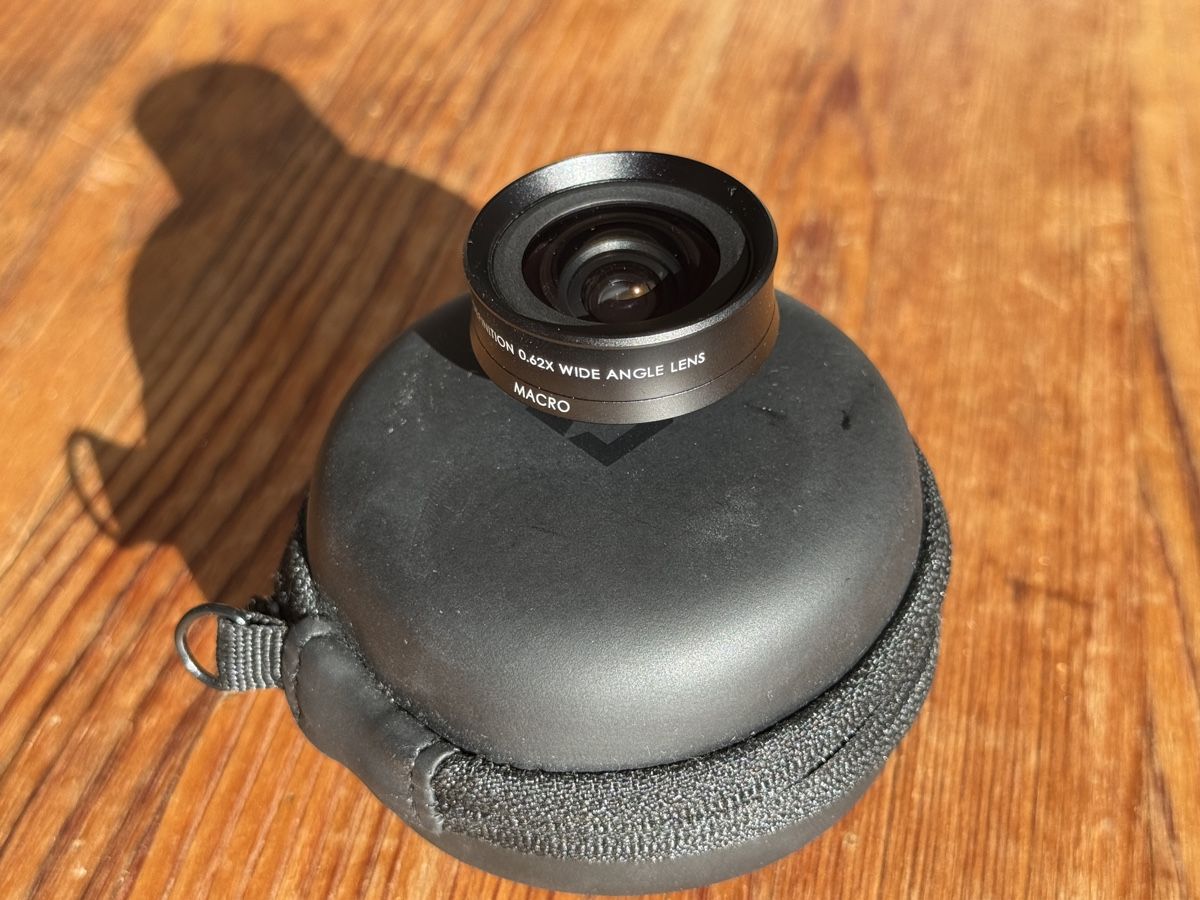 Objektive: Rhinoshield Linse 0.62x Weitwinkel Makro - neu – Gebraucht aus Hinterkappelen von hugo_sophian