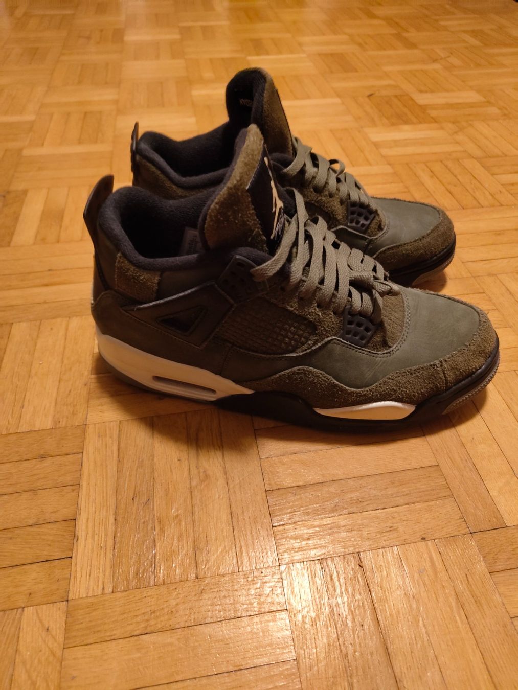 Scarpe da uomo: Jordan 4 GR 45 – Nuovo (secondo la descrizione) da Zetzwil venduto da FrlsNekomaJonny 1