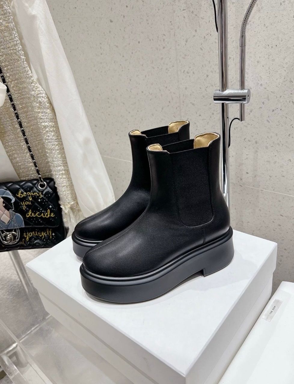 Scarpe da donna: Leder Stiefeletten – Nuovo (secondo la descrizione) da Eglisau venduto da SAM240186 4