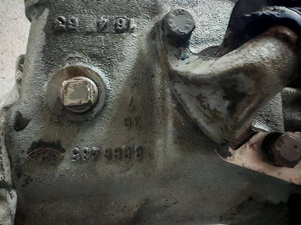 Tutti pezzi di ricambio auto: Opel Rekord A 3 Gang Getriebe – Usato da Niederurnen venduto da rogo1212 2