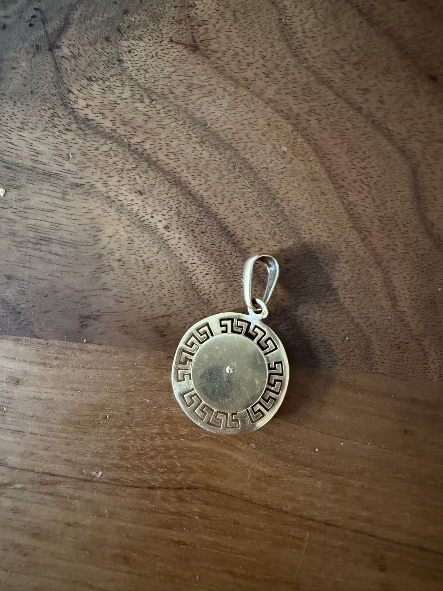 Versace Ketten: Vintage Versace pendant – Gebraucht aus zürich von Treasure1415 1