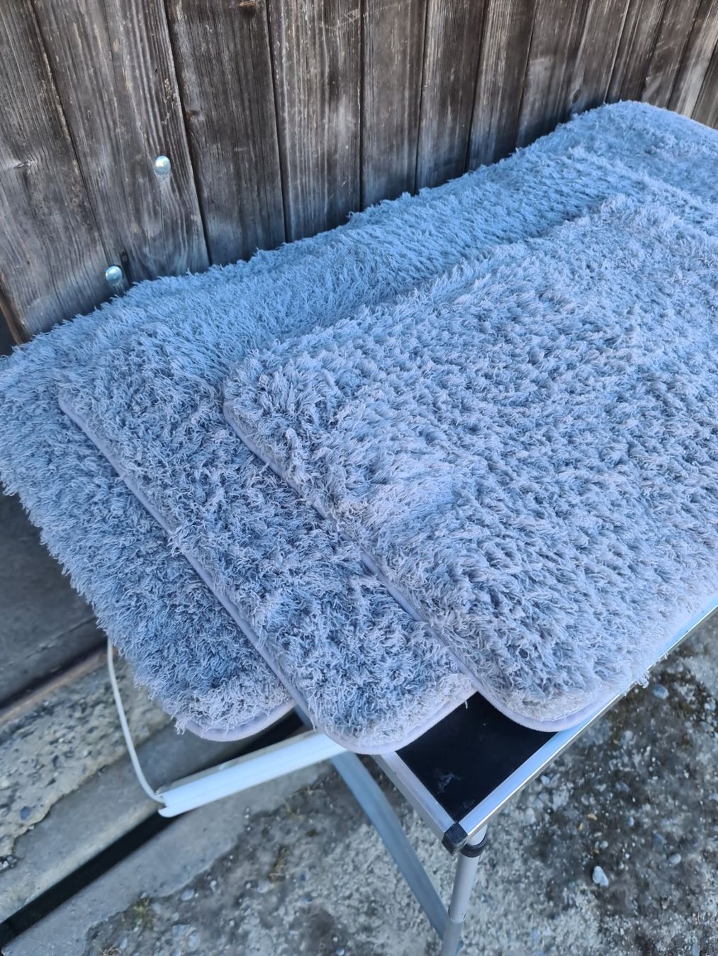Bodenmatten: Badematten Set 3-teilig grau Polyester  neu – Neu und originalverpackt aus Niederlenz von DaveDasWahnsinn