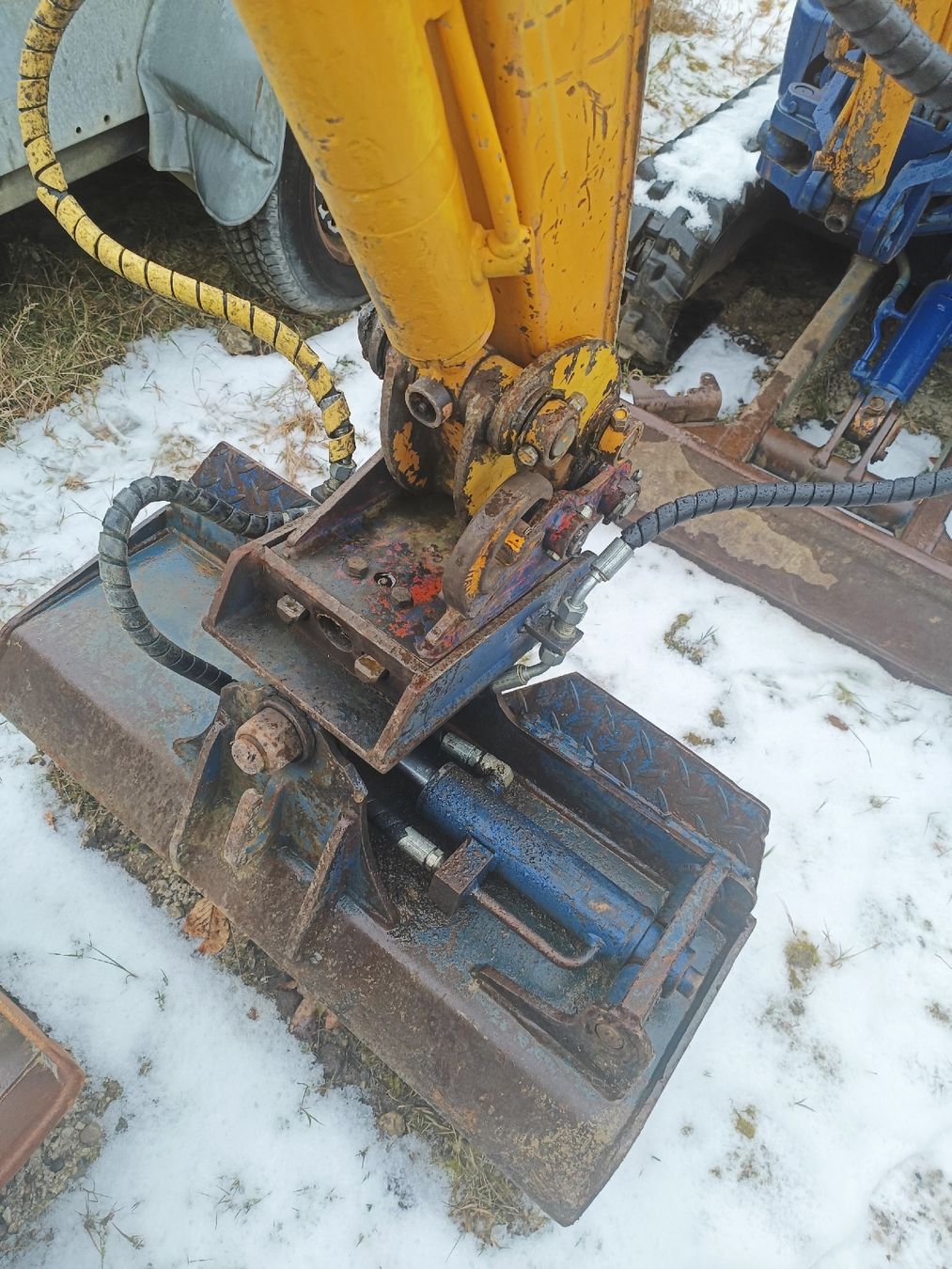 Hutter Escavatori: Bagger Hutter IHI 16NX – Usato da St. Antoni venduto da DuraMa 6