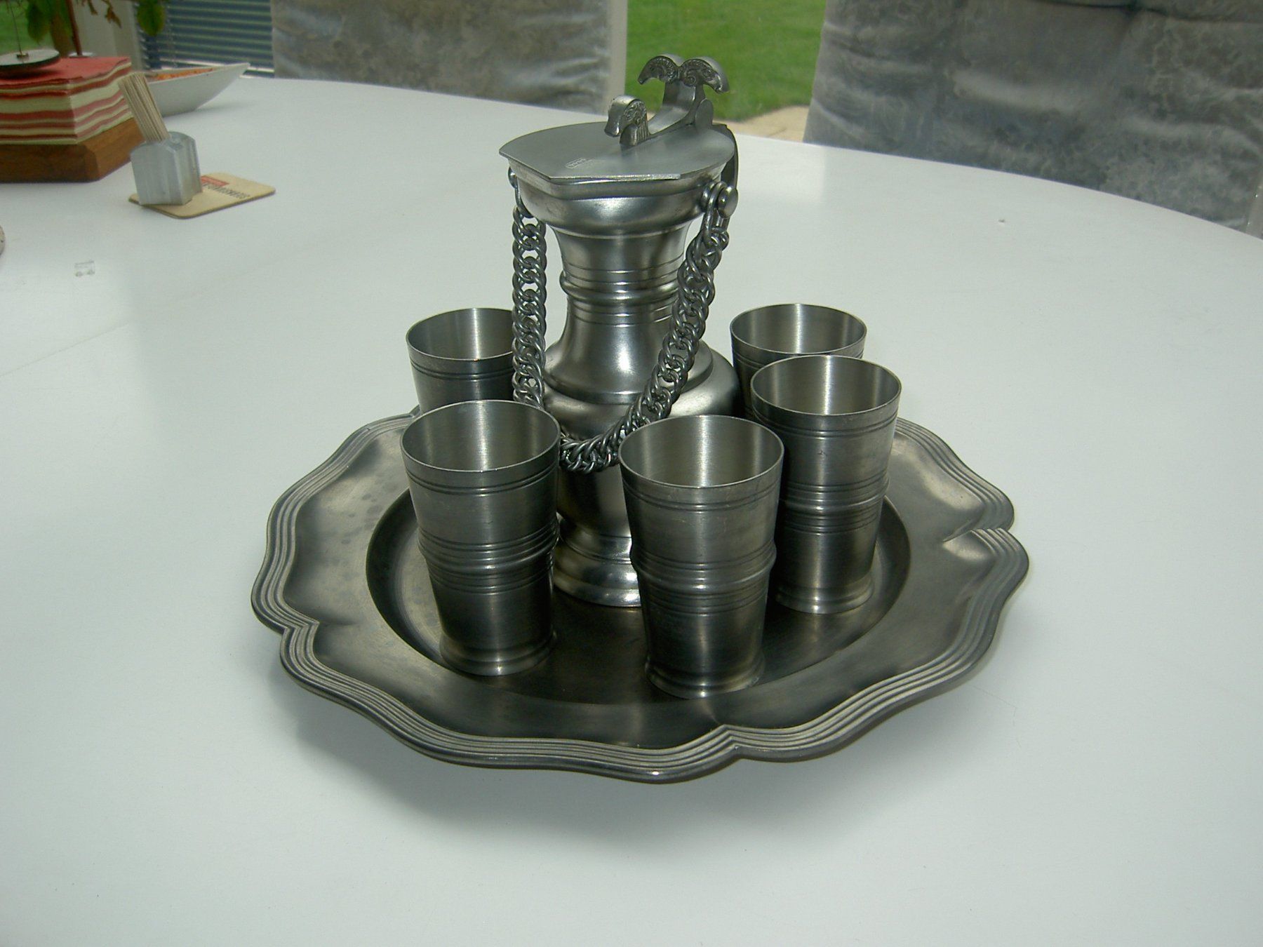 Alessi Set di piatti: Zinn Becher Set – Usato da Niederurnen venduto da Viragoxv