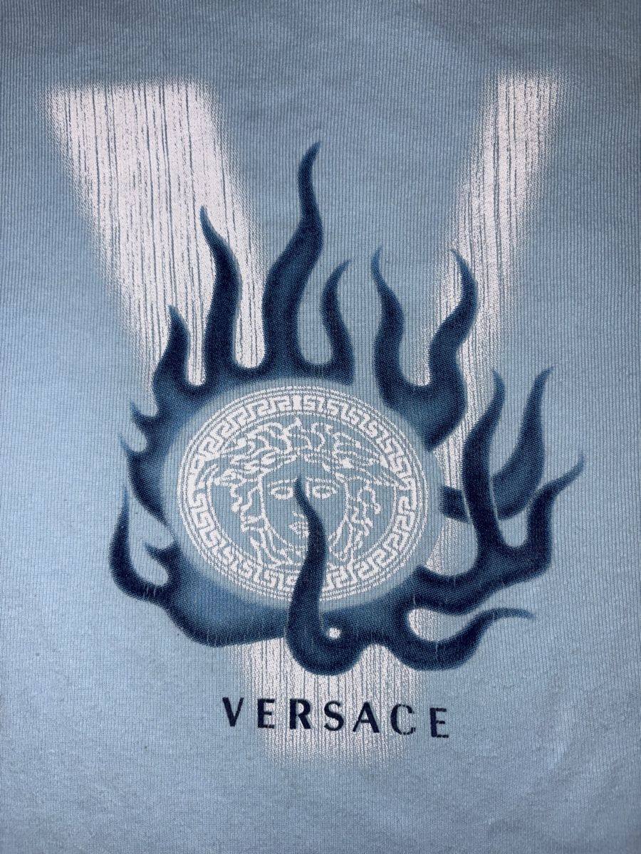 Versace Pullover & Sweatshirts: VERSACE SWEATER – Gebraucht aus Basel von tod_8vdw 2