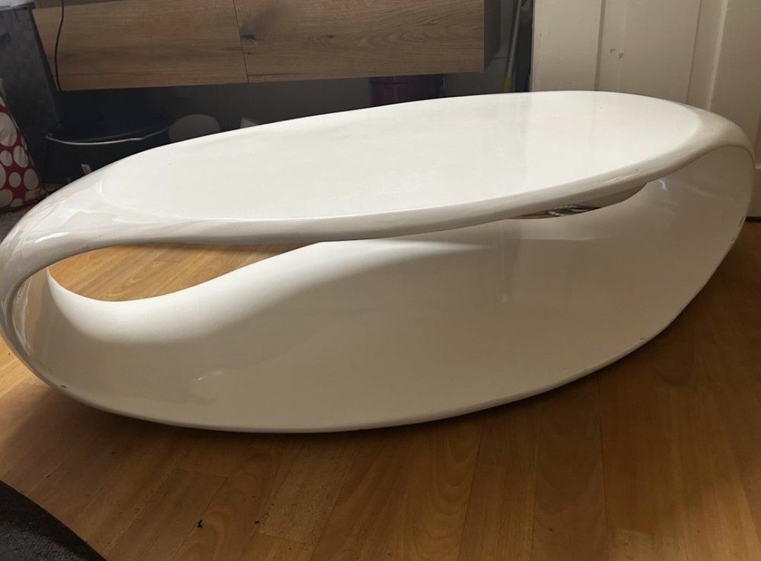 Tavoli: Design Tisch - Wohnzimmer/Kaffee Tisch – Usato da Herrliberg venduto da PtS879000