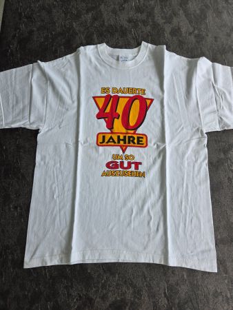Vintage T-Shirt "40 Jahre" aus dem Jahre 2000