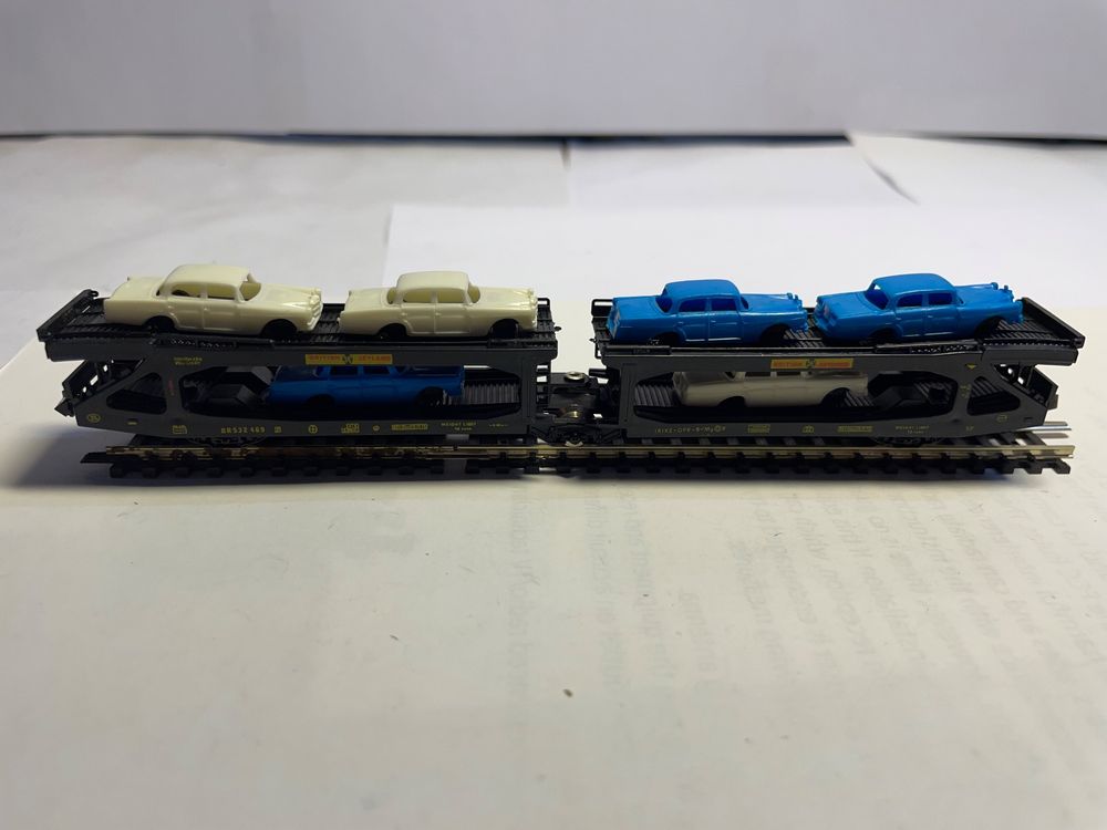 HERIS LS models porte-auto DEV 66 SNCF 14113 chargé + feu lanterne fin de convoi