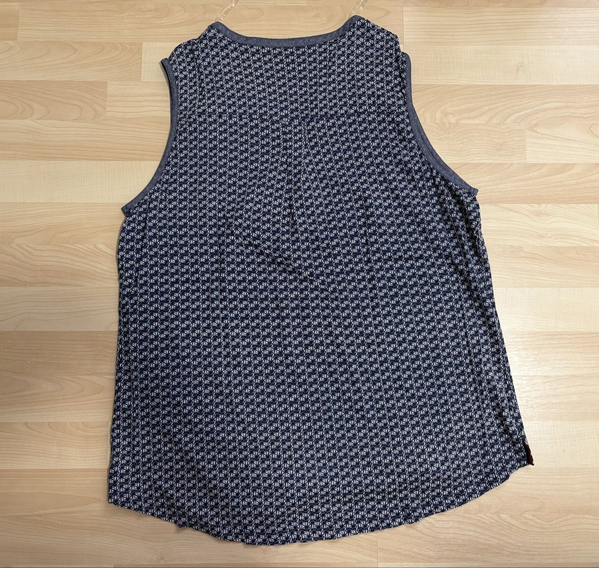T-shirts: Damen T‘Shirt – Neuf (Voir description) à Thürnen par Lilie37 1