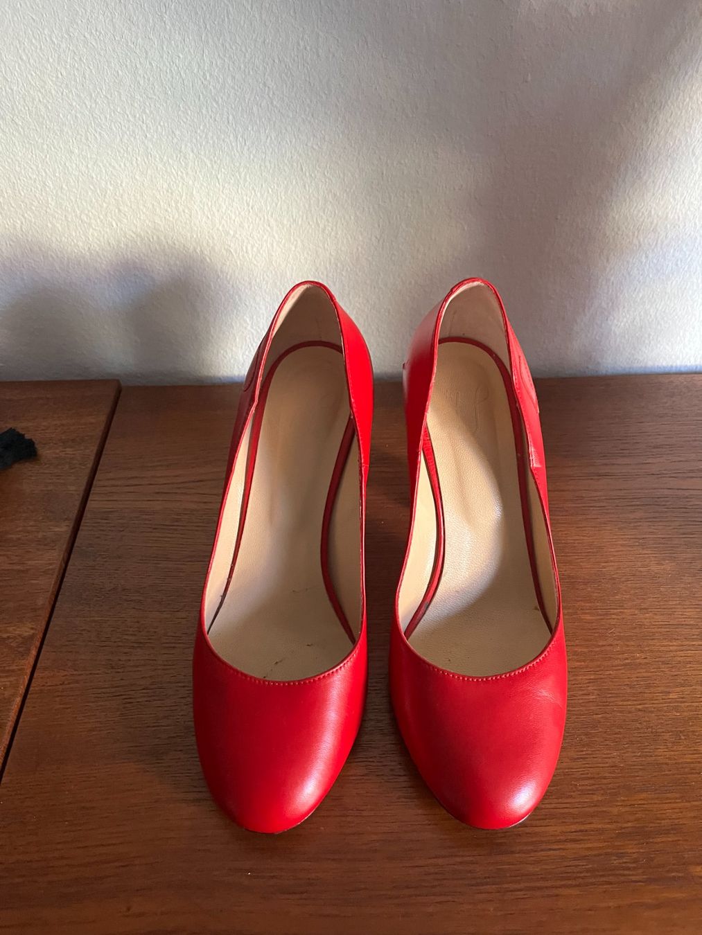 Scarpe da donna: Rote Pumps mit Absätzen, Grösse 38.5 – Usato da Zürich venduto da Carlo05101971 2