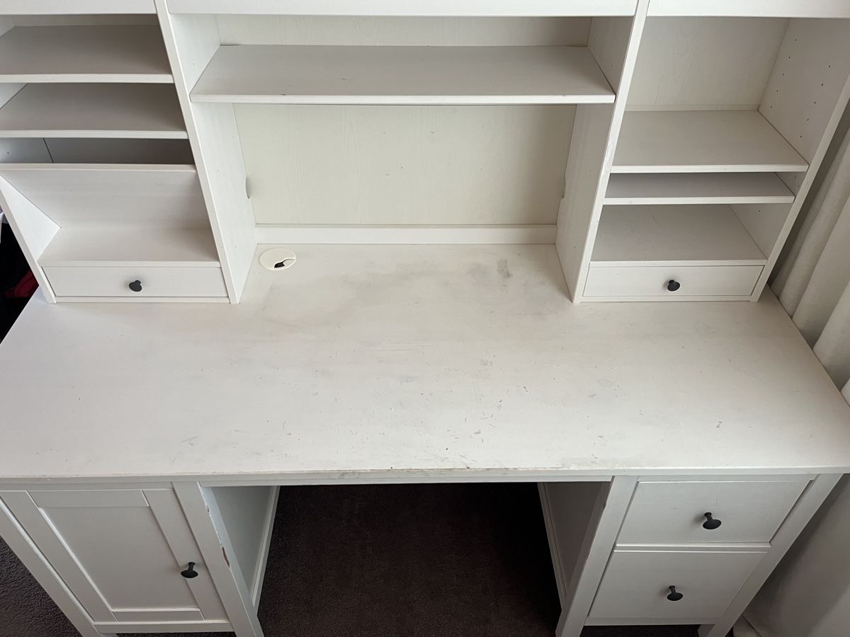Ikea Scrivanie: IKEA HEMNES Schreibtisch weiss – Usato da Kirchberg SG venduto da Juege69 2