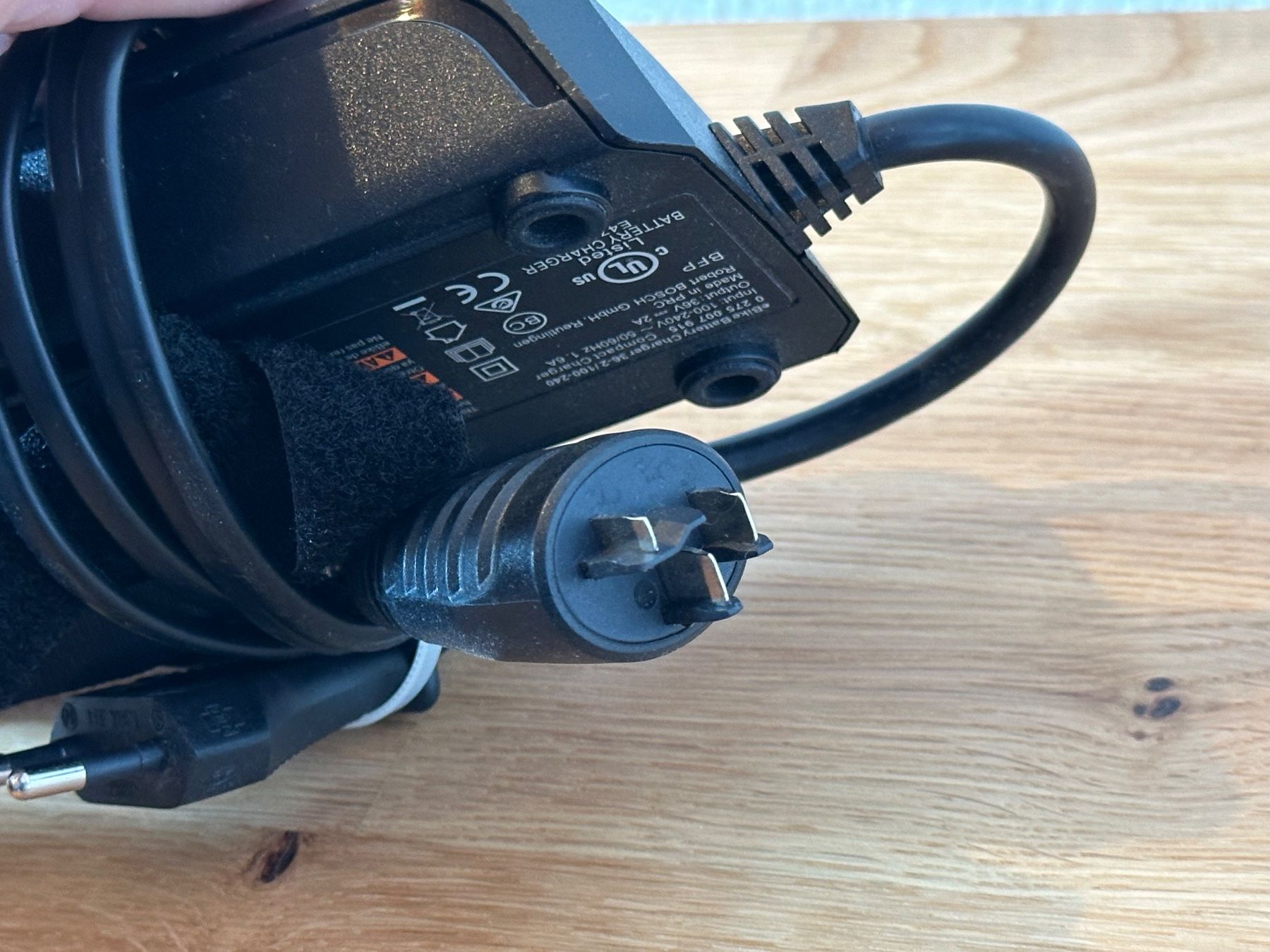 Bosch Chargeurs: BOSCH eBike Schnellladegerät – Neuf (Voir description) à Pfäffikon ZH par 0iB4F 2